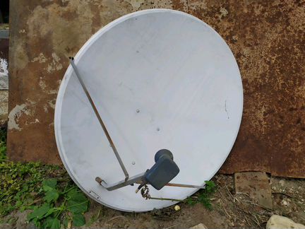 Тарелка спутниковая