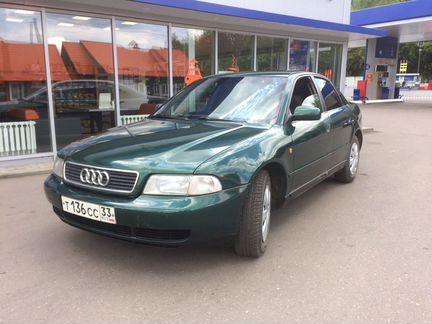 Audi A4 1.8 AT, 1998, седан