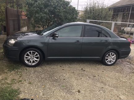 Toyota Avensis 1.8 МТ, 2006, седан