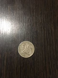 Монета 25 Чего то. Чехословения. 1933 года