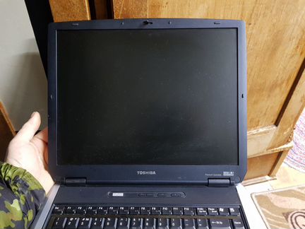 Ноутбук Toshiba SA40-261