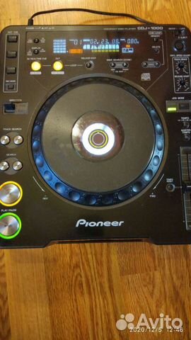 Pioneer -CDJ 1000