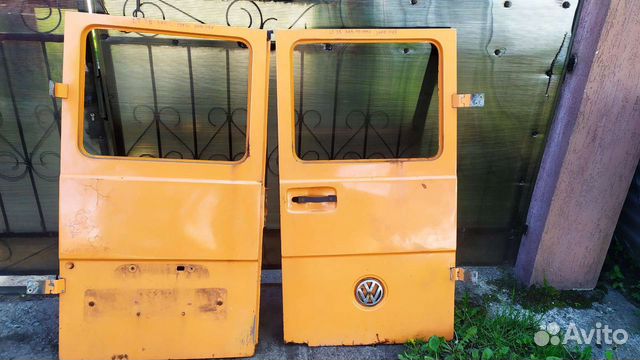 Задние двери Volkswagen LT 35 1993 год низкая база