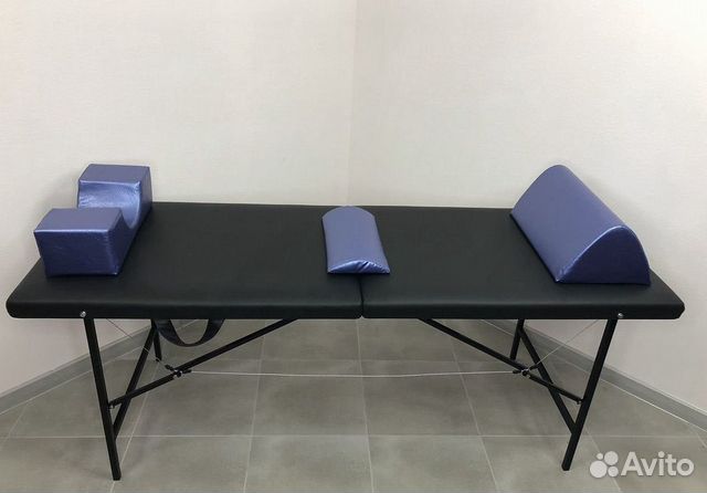 Массажный стол