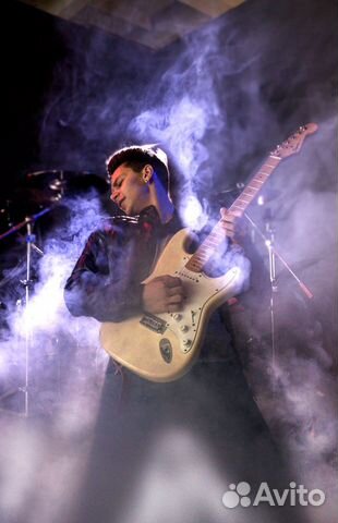 Уроки игры на гитаре (электрогитара и акустика)