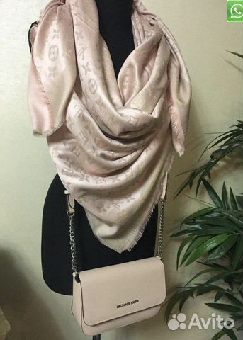 Шарфы и палантины LV