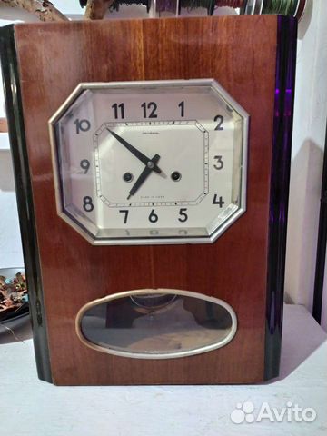 Часы маятниковые Янтарь 1975 год