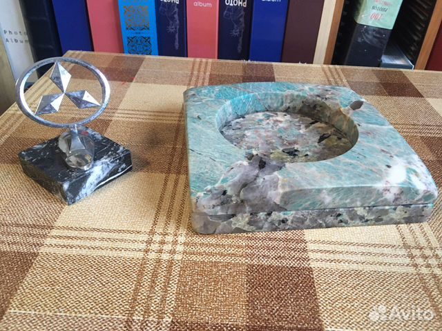 Пепельница из мрамора