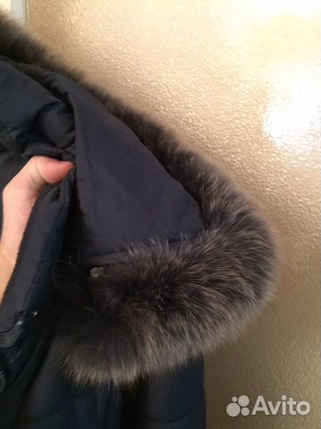 Пальто зимнее женское, на капюшоне натуральный мех