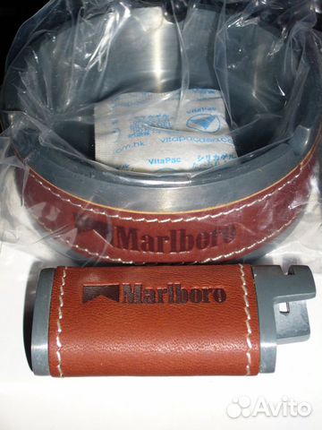 Пепельница металлическая и аксессуар