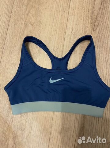 Топ спортивный nike 137