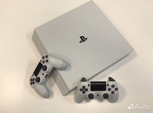 Купить Playstation 4 Slim Новая