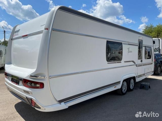 Новый караван. Дом на колесах Fendt Caravan. Fendt Caravan опоры. Караван Fendt занавески. Автодом Fendt Караван Размеры.