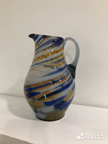 Кувшин и вазы