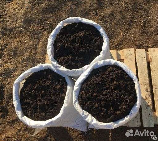 Чернозем грунт в мешках