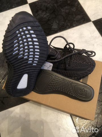 Кроссовки Adidas Yeezy Boost 350 v2