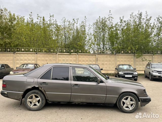 Mercedes-Benz E-класс 2.2 МТ, 1993, 205 266 км