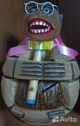 Статуэтка из кокоса