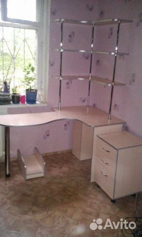 Компьютерный стол с полками, тумба Компьютерный стол с полками, тумба