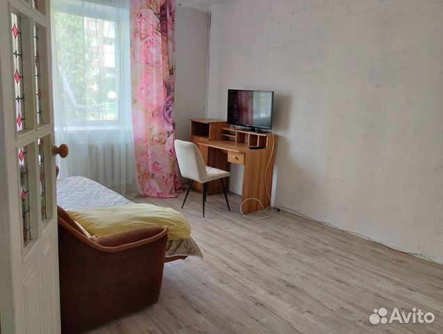 

1-к. квартира, 50 м², 2/5 эт.