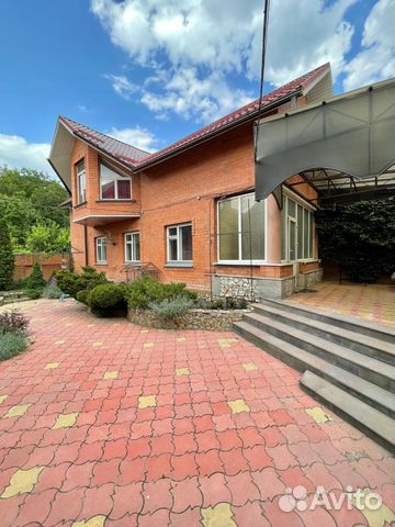 

Дом 140 м² на участке 2 сот.