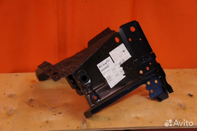 Кронштейн порога и арки колеса BMW F10 F01 F06 F12