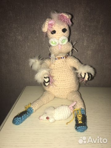 Вязаный кот