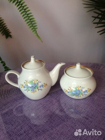 Чайник и сахарница Дулево