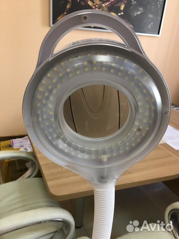 Лампа Лупа 180 led косметологическая