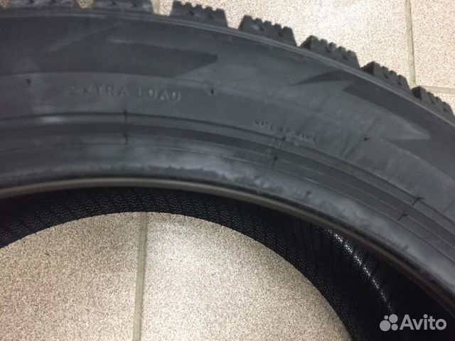 Зимние шины Pirelli 245 40 18 97H ICE zero XL