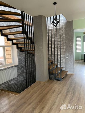 

5-к. коттедж, 240 м²