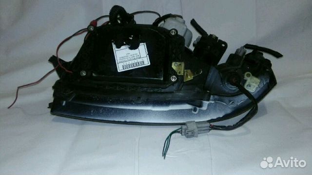 Фара правая subaru Legacy xenon Фара правая subaru Legacy xenon