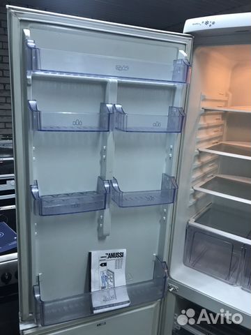 Холодильник Zanussi (2/камеры ) Импортный