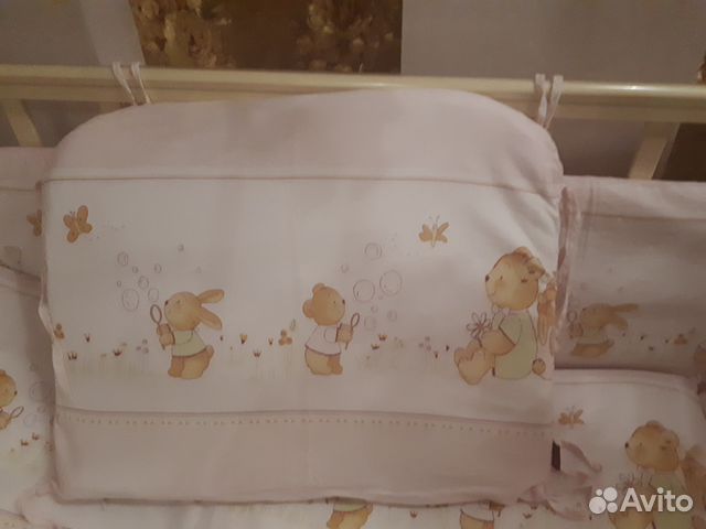 Комплект в кроватку: бортики,подушка,одеяло и т.д