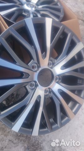 Один диск Lexus LX570 460 R20 оригинал новый