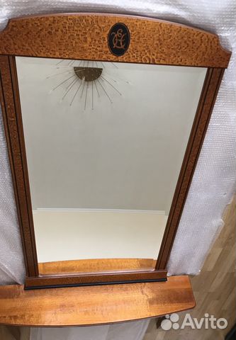 Консоль с зеркалом Консоль с зеркалом