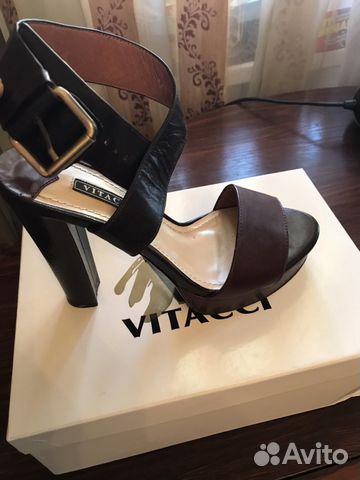 Босоножки 38-39 р. Vitacci. Новые
