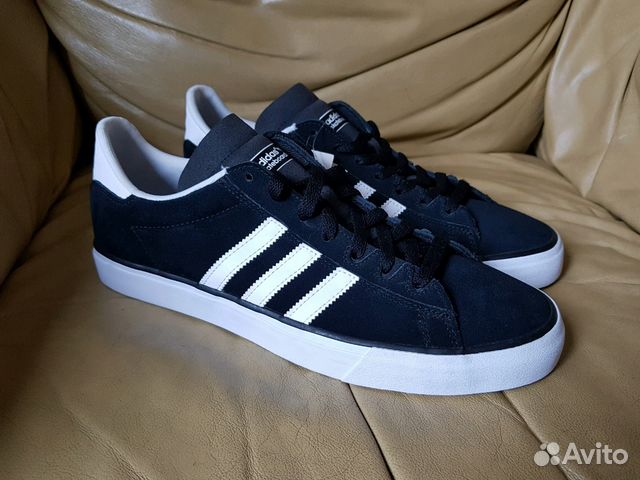 Кроссовки -кеды Adidas новые замшевые 44.5 р
