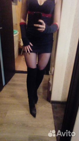 Платья