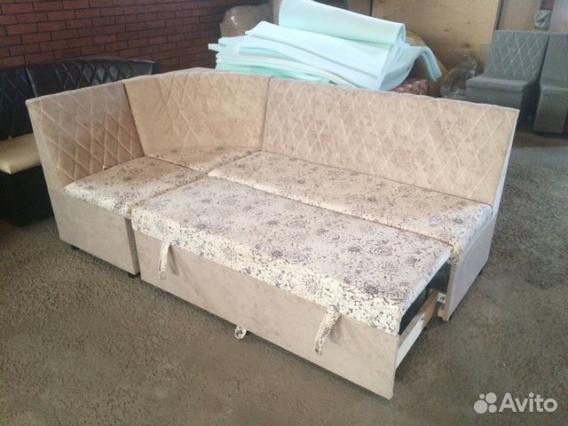 Кухонный угловой диван, со спальным местом