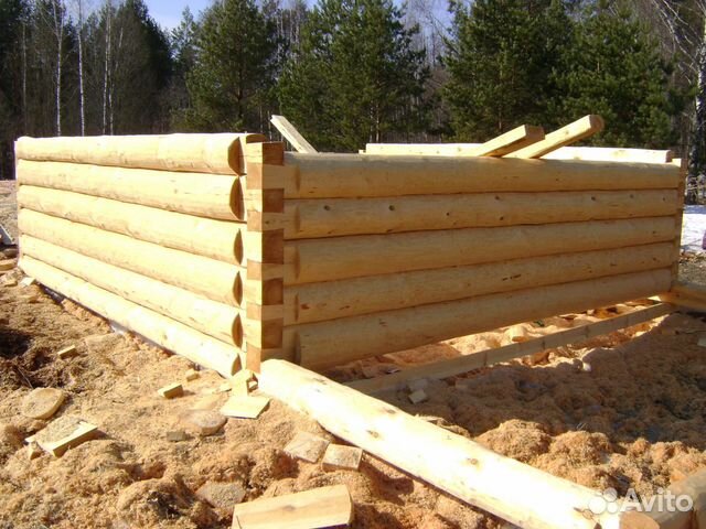 Сруб дома 6х7 с террасой 2 метра лес зимний Сруб дома 6х7 с террасой 2 метра лес зимний