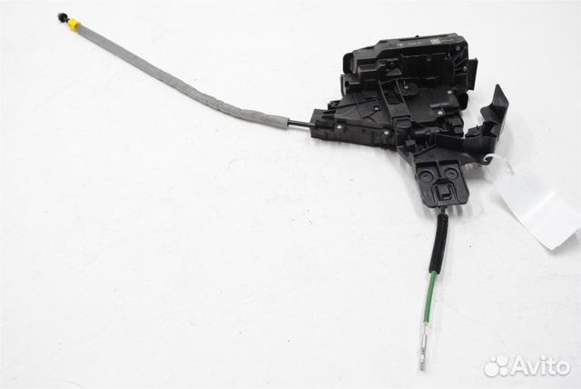 Замок задней двери правый Mercedes W205 C-klass