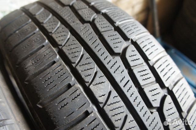 Зимние шины бу R17 235 65 17 Nokian WZ