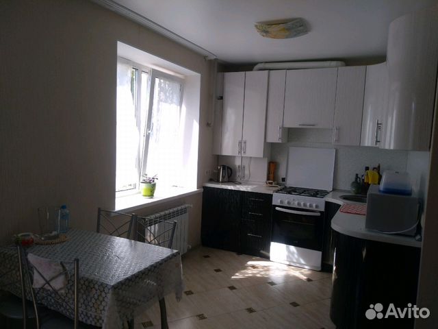 2-к квартира, 43 м², 1/3 эт.