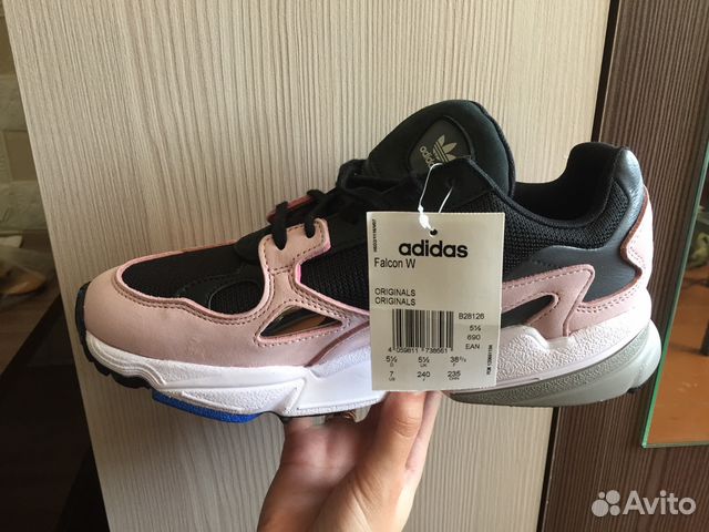 Кроссовки Adidas Originals Falcon Кроссовки Adidas Originals Falcon
