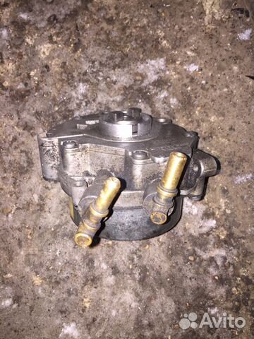 Вакуумный насос Range Rover III,Discovery IV Вакуумный насос Range Rover III,Discovery IV