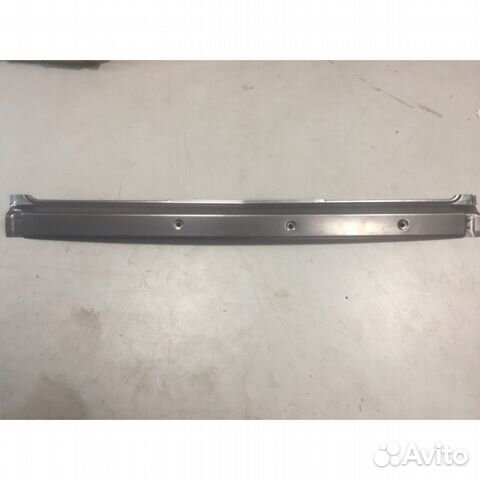 Рамка лобового стекла (нижняя часть) 3 щетки