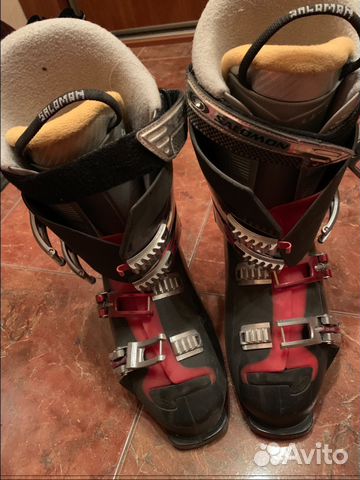 Горнолыжные ботинки