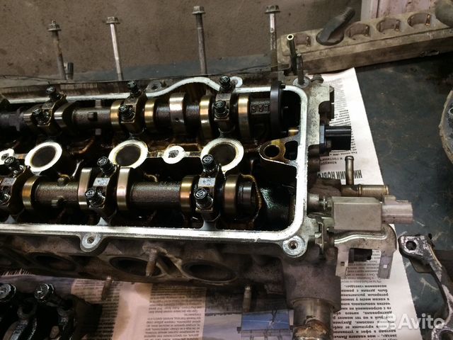 Головка блока цилиндров Toyota Avensis 250 Головка блока цилиндров Toyota Avensis 250