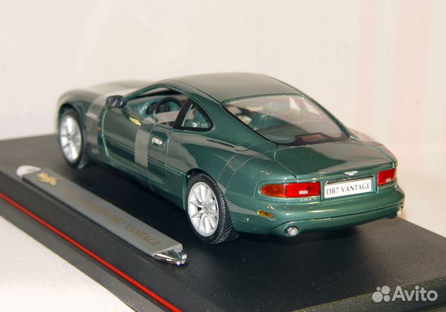 Модель авто aston martin DB7 vantage м 1:18